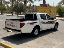 Mitsubishi L200 pick up 2014 full
