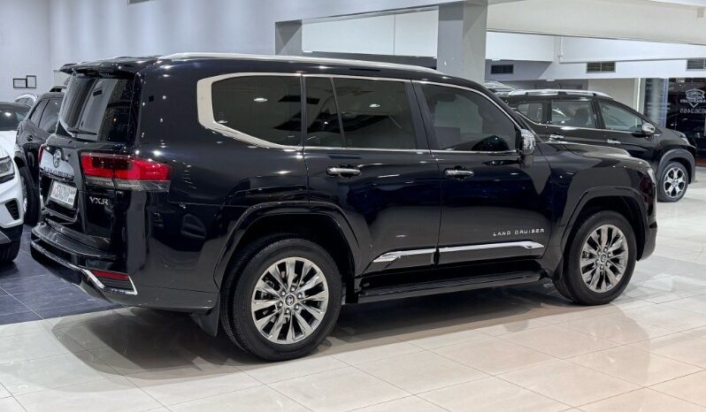 Toyota Land Cruiser 2023 full