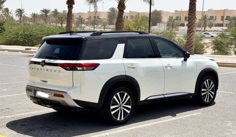 Nissan Pathfinder 2022 full