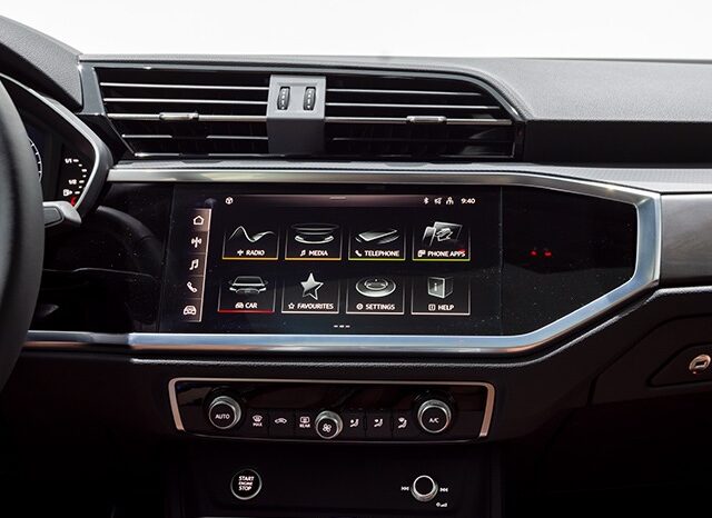 Audi Q3 2023 full