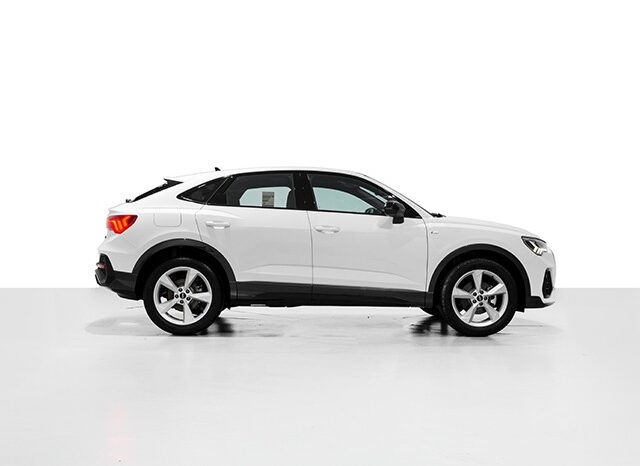 Audi Q3 2024 full