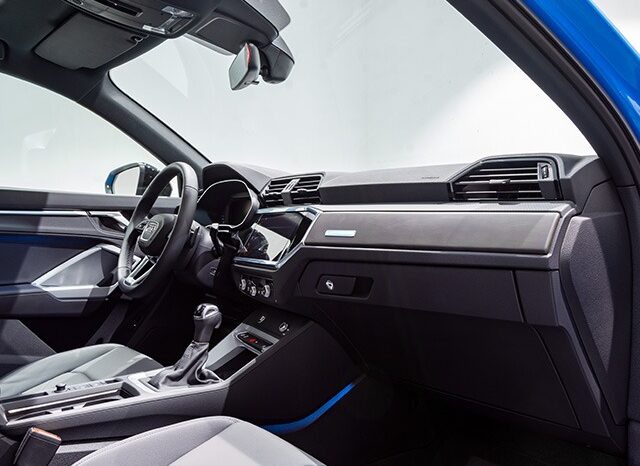 Audi Q3 2023 full