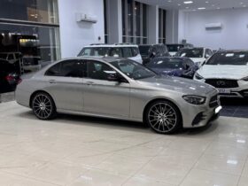 Mercedes Benz E300 2021