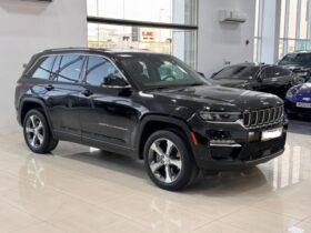 Jeep Cherokee 2023