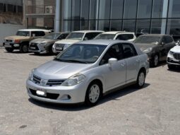 Nissan Tiida 2010 full