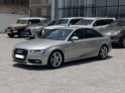 Audi A4 2013 full