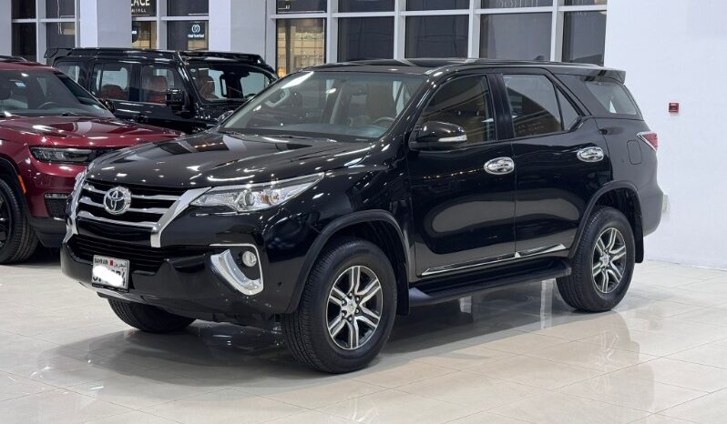 Toyota Fortuner 2016 full