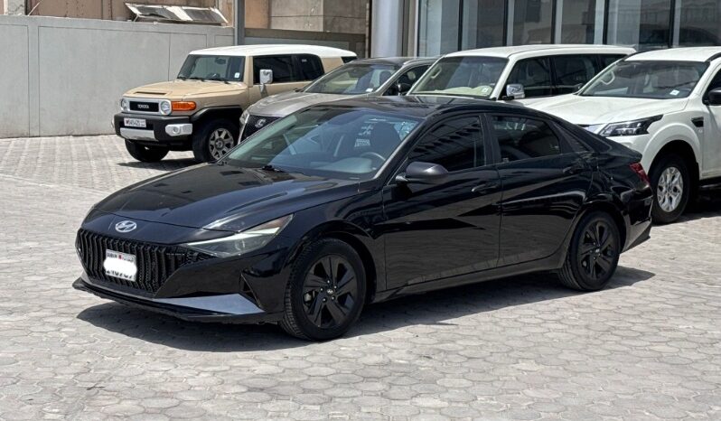 Hyundai Elantra 2021 full
