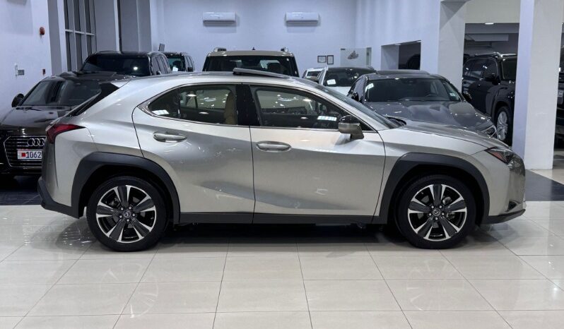 Lexus UX-200 2023 full