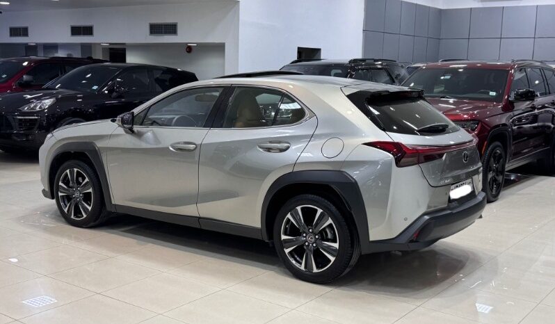 Lexus UX-200 2023 full