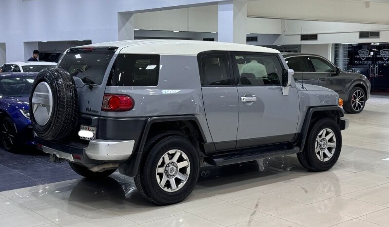 Toyota Fj Cruiser 2020 full