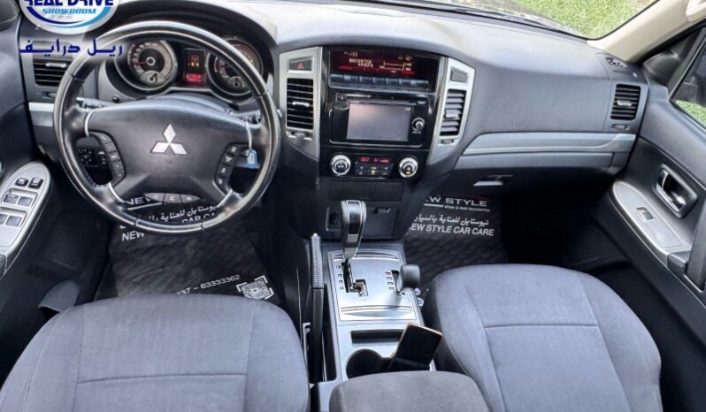 Mitsubishi Pajero 2020 full