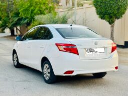 Toyota Yaris 2014 full