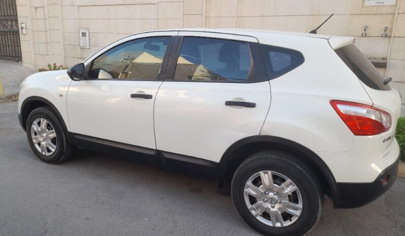 Nissan Qashqai 2012 full