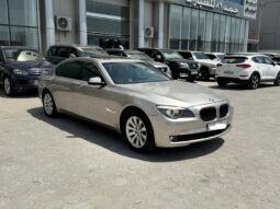 BMW 730i 2010