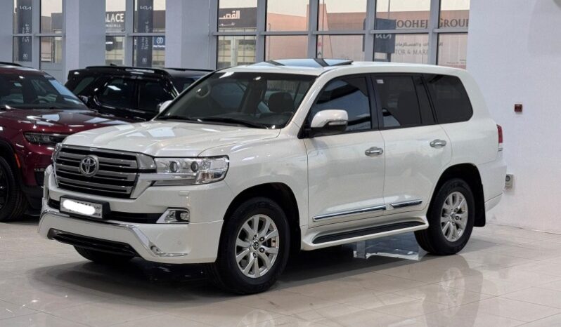 Toyota Land Cruiser 2017 full