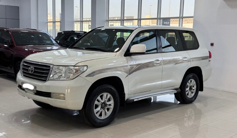 Toyota Land Cruiser 2010 full