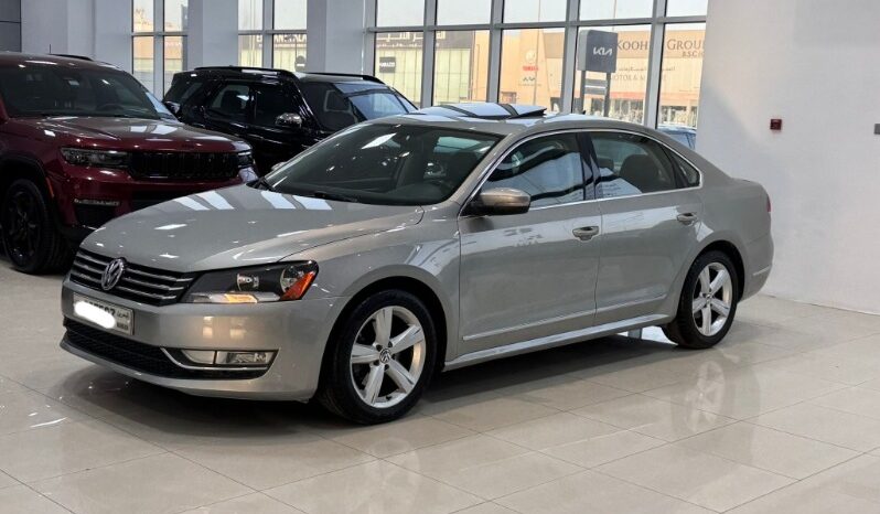 Volkswagen Passat 2014 full