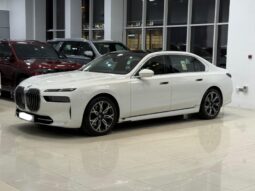 BMW 740i 2023 full