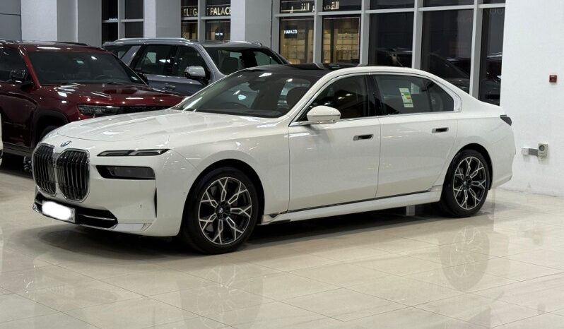 BMW 740i 2023 full
