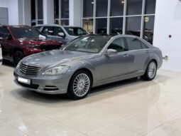 Mercedes Benz S350 2010 full