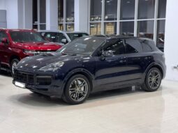 Porsche Cayenne 2018 full
