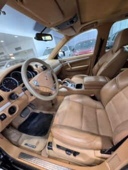 Porsche Cayenne 2009 full