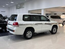 Toyota Land Cruiser 2010 full