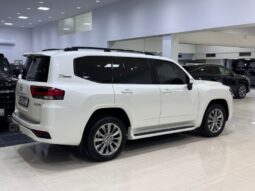 Toyota Land Cruiser 2022 full