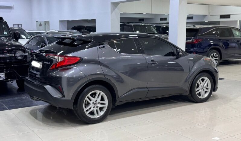 Toyota CH-R Hybrid 2020 full