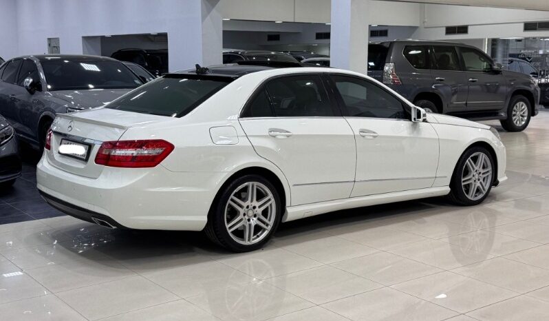 Mercedes Benz E300 2012 full