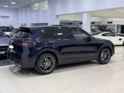 Porsche Cayenne 2018 full
