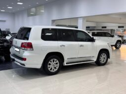 Toyota Land Cruiser 2017 full