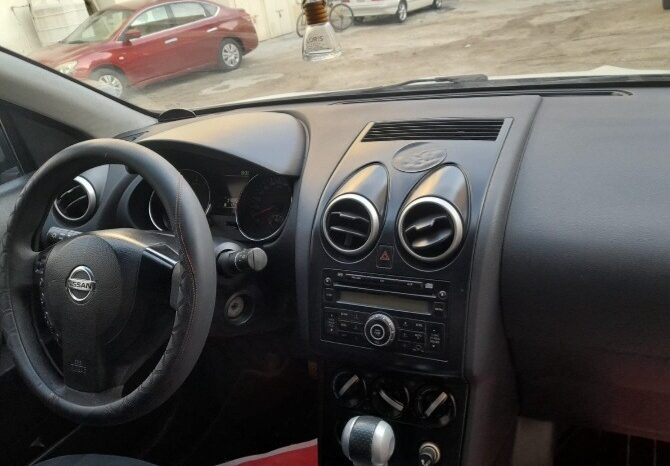 Nissan Qashqai 2012 full