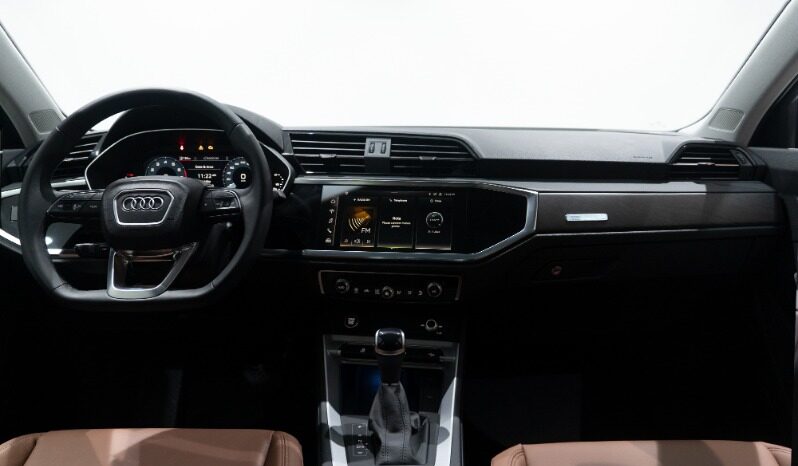 Audi Q3 2023 full
