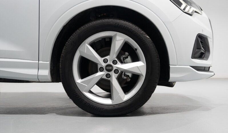Audi Q3 2023 full