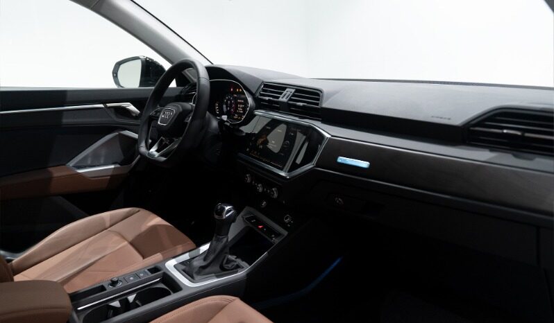 Audi Q3 2023 full