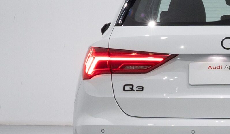 Audi Q3 2023 full