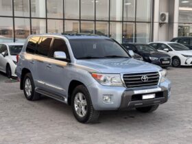 Toyota Land Cruiser 2013