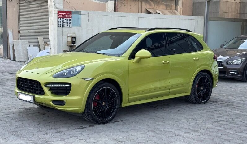 Porsche Cayenne GTS 2013 full