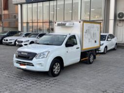 Isuzu Pickup 2021 full