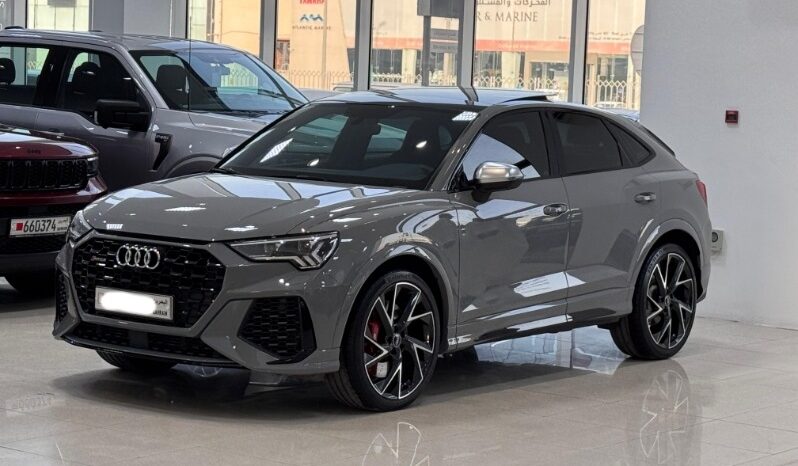 Audi Q3 2021 full