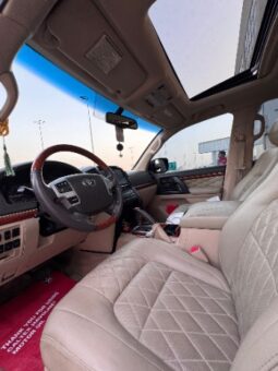 Toyota Land Cruiser 2013 full