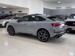 Audi Q3 2021 full