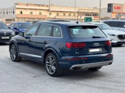 Audi Q7 2019 full