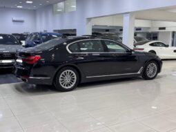 BMW 750i 2017 full