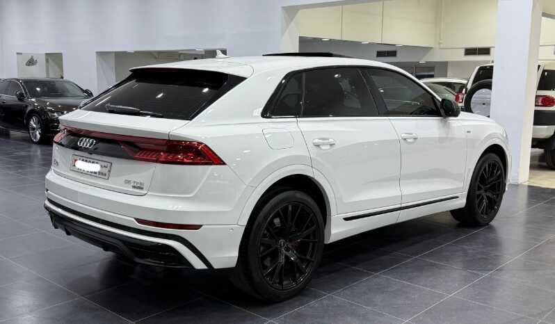 Audi Q8 2021 full
