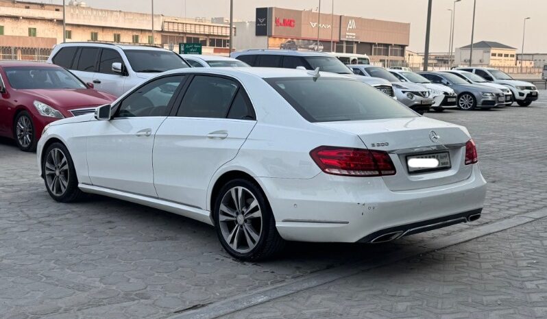 Mercedes Benz E200 2015 full