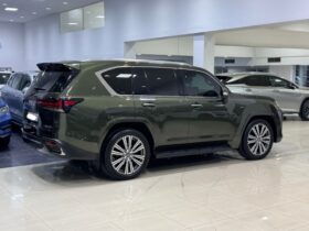 Lexus LX-600 2022