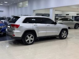 Jeep Cherokee 2012 full